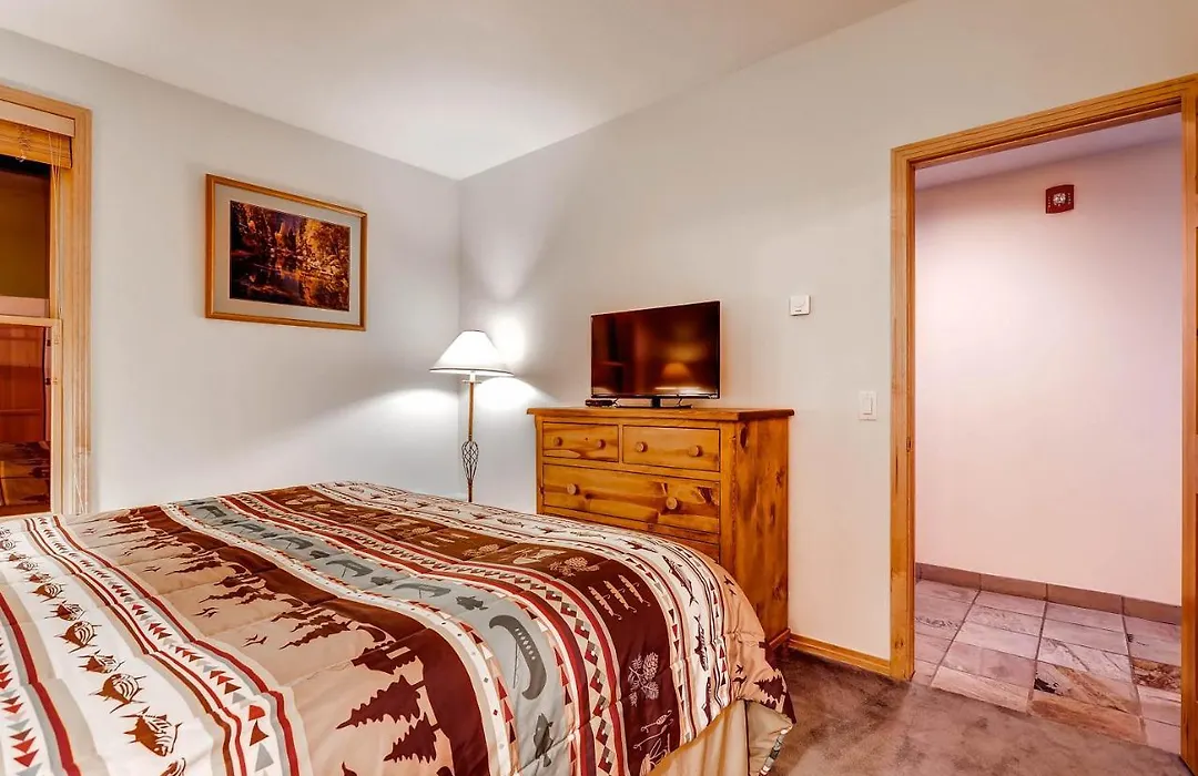 Corral At Breckenridge #103E - Private Hot Tub - Close To Town-1